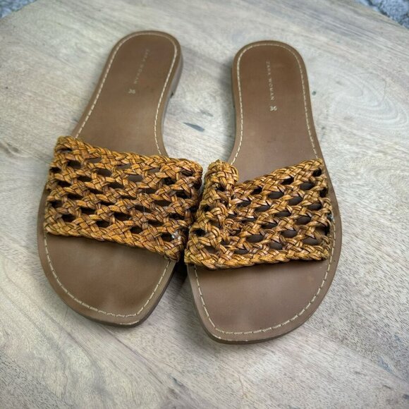 Zara Woman Woven Slide‎ Sandals Size 36/6 Brown Tan Rattan Flats - Picture 1 of 4